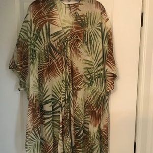 NWT Charlie Paige Cape/Kimono/Swim Cover